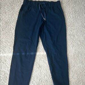Lululemon Women’s Navy Blue Pants
